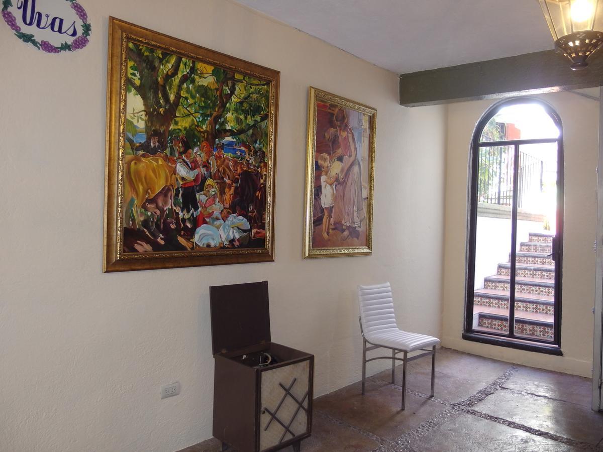 Hospedaje 28 De Abril San Miguel de Allende Bagian luar foto